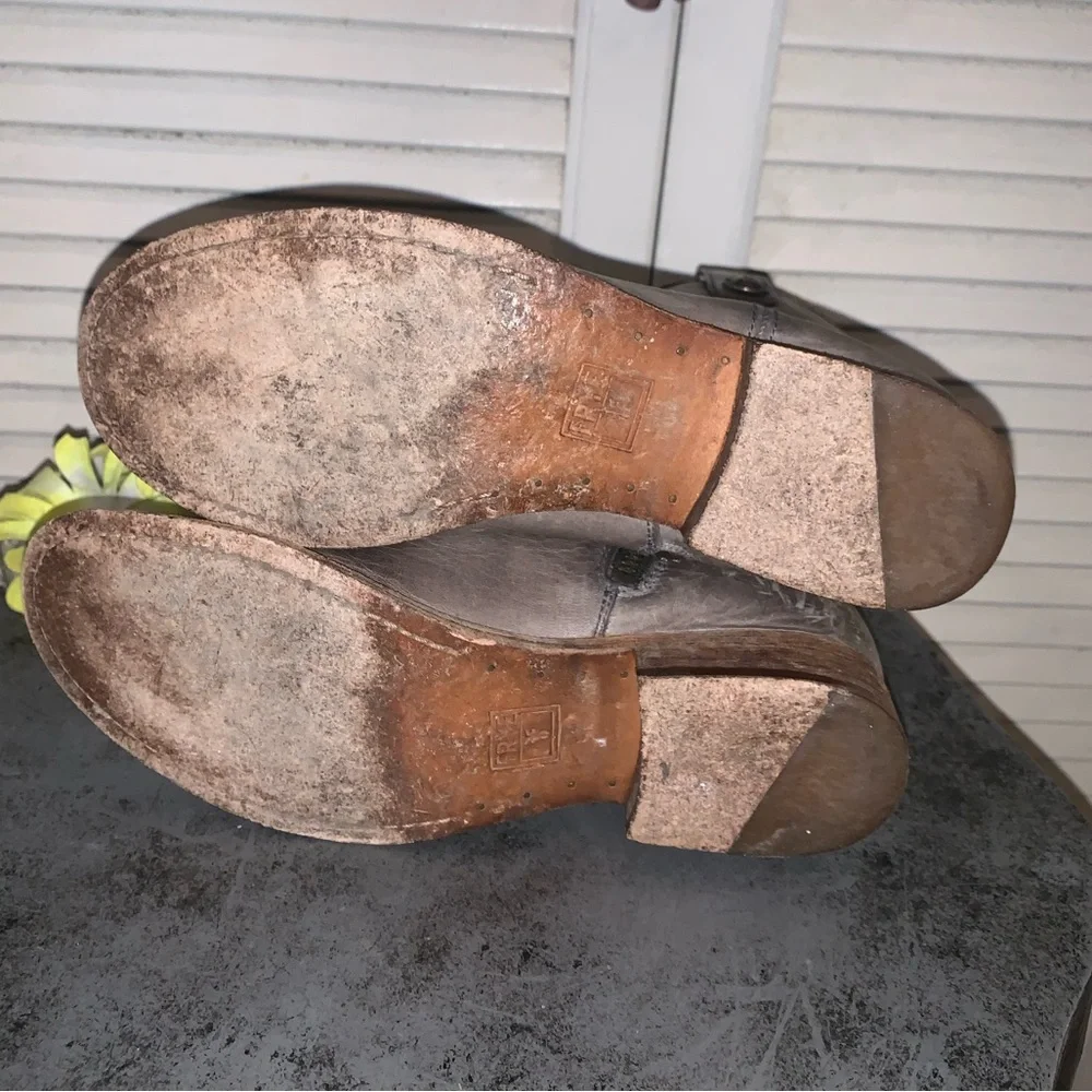 Frye #77908 Melissa Button Leather Antique Washed Women's Biker Boots Size 7 - Picture 7 of 10